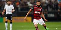 Volante rubro-negro foi destaque da equipe no jogo (Foto: Gilvan de Souza/Flamengo)  Foto: Lance!