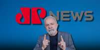 Lula e a Jovem Pan News travam uma guerra paralela à eleição para presidente  Foto: Blog Sala de TV