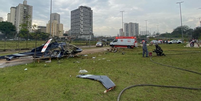 Helicóptero caiu em um parque no Campo Belo, zona sul de São Paulo  Foto: Divulgação / Secretaria da Segurança Pública de São Paulo