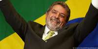 Lula comemora sua eleição ao Planalto, em 27 de outubro de 2002  Foto: DW / Deutsche Welle