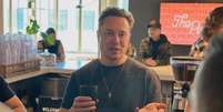 Funcionários do Twitter já dão “boas-vindas” a Elon Musk  Foto: Reprodução / Twitter @NoemiKhachian