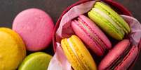 Guia da Cozinha - Macarons: sobremesa francesa para deixar a Copa do Mundo mais doce  Foto: Guia da Cozinha