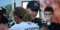 Hamilton disse ter bom relacionamento com Russell   Foto: Mercedes / Grande Prêmio