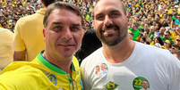 Flávio e Eduardo Bolsonaro  Foto: Reprodução/Instagram: @flaviobolsonaro