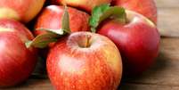 Comer uma maçã por dia melhora a saúde do coração, mostra estudo  Foto: Shutterstock / Saúde em Dia