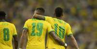 Raphinha e Neymar desenvolveram uma amizade com a convivência na Seleção (Foto: Lucas Figueiredo/CBF)  Foto: Lance!