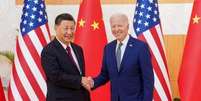 Joe Biden e Xi Jinping se reúnem em Bali  Foto: REUTERS/Kevin Lamarque