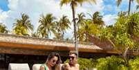 Firmino e sua esposa curtem piscina nas Maldivas (Foto: Reprodução / Instagram)  Foto: Lance!