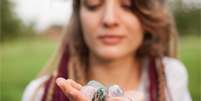 Confira como as pedras de Sagitário podem nos ajudar a conquistar mais fé, otimismo e energia de crescimento em todas as áreas da vida –  Foto: Shutterstock / João Bidu