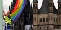 Em janeiro, empregados LGBT da Igreja Católica na Alemanha organizaram um protesto contra a discriminação  Foto: DW / Deutsche Welle