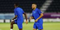 Seleção da França treina para estreia na Copa do Mundo  Foto: REUTERS/Bernadett Szabo