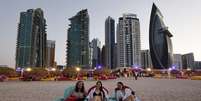 Público curte beach club em Doha  Foto: Hamad I Mohammed / Reuters