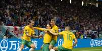 Seleção da Austrália comemorando gol feito contra a França, na Copa do Mundo  Foto: Reprodução/Twitter/@socceroos