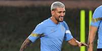 Arrascaeta é relacionado entre os reservas para a estreia na Copa  Foto: REUTERS/Jennifer Lorenzini