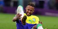 Neymar é dúvida para próxima partida do Brasil na Copa do Mundo (Foto: Tolga Bozoglu / EFE / EPA)  Foto: Lance!