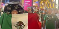 Mexicanos provocam argentinos e pregam união com latinos  Foto: Aline Küller, do Catar