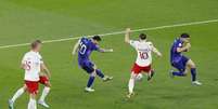 Messi perdeu pênalti, mas foi muito importante na vitória da Argentina sobre a Polônia: 2 a 0  Foto: REUTERS/Issei Kato