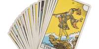 Saiba como o tarot ensina sobre confiar na vida –  Foto: Shutterstock / João Bidu