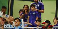Antonella d&aacute; bronca em Mateo durante jogo da Argentina  Foto: Molly Darlington / Reuters