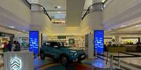 Novo Citroën C3 é exposto em shopping centers.  Foto: Stellantis / Divulgação