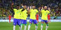 Vinicius Junior, Raphinha, Lucas Paquetá e Neymar comemoram gol da Seleção em jogo contra a Coreia do Sul  Foto: REUTERS/ Carl Recine 