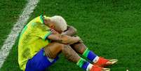 O brasileiro Neymar abalado após eliminação na Copa do Mundo   Foto: Reuters/Lee Smith