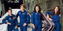As astronautas Nicole Aunapu Mann, Anne McClain, Jessica Meir e Christina Hammock Koch, fotografadas no Johnson Space Center da Nasa em Houston   Foto: Nasa/Arquivo