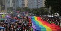 Parada LGBT em Copacabana, no Rio, no fim de novembro  Foto: Thiago Lara/Riotur