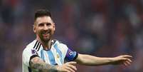Messi celebra conquista da Copa do Mundo 2022 pela Argentina   Foto: Kai Pfaffenbach