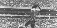 Pelé (na foto, durante a Copa de 70) vai batizar estádio em Cabo Verde, na África. FOTO: DOMICIO PINHEIRO/ESTADÃO  Foto: Estadão / Estadão