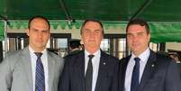 Eduardo Bolsonaro, Jair Bolsonaro e Flávio Bolsonaro.  Foto: Reprodução do Instagram. / Estadão