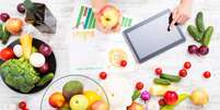 Reeducação alimentar: como mudar sua relação com a comida em 2023.  Foto: Shutterstock / Saúde em Dia
