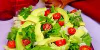 Salada de grão-de-bico com legumes – Foto: Guia da Cozinha  Foto: Guia da Cozinha