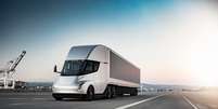Tesla Semi  Foto: Canaltech
