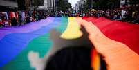 Objetivo da lei é educar e conscientizar a população sobre a necessidade de respeito à comunidade LGBTQIA+  Foto: Reuters