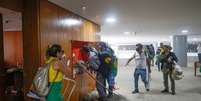 Bolsonaristas atacam Palácio do Planalto, em Brasília   Foto: Adriano Machado