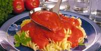 Guia da Cozinha - Extrato de tomate caseiro: confira receita mais saudável  Foto: Guia da Cozinha