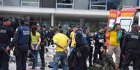 Bolsonaristas presos após os ataque de 8 janeiro aos prédios dos Três Poderes, em Brasília  Foto: Ton Molina /  