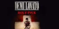 Demi Lovato teve os seus cartazes promocionais de seu &aacute;lbum Holy Fvck retirados das ruas de Londres  Foto: Reprodu&ccedil;&atilde;o/Redes Sociais