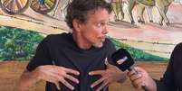 Na entrevista, Netinho nega ter incentivado ou financiado qualquer ato antidemocrático  Foto: Reprodução/YouTube