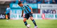 Pistolero em ação pelo Tricolor (Lucas Uebel/Grêmio)​  Foto: Lance!