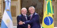 Lula e Fern&aacute;ndez se reuniram em Buenos Aires pela primeira vez  Foto: EPA / Ansa - Brasil
