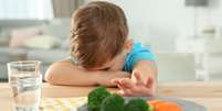 Seu filho não come certos alimentos? Pode ser dificuldade alimentar.  Foto: Shutterstock / Saúde em Dia