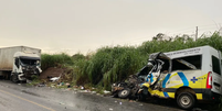 Acidente entre van e caminhão deixa 12 mortos em rodovia no Tocantins  Foto: Reprodução/TV Anhanguera