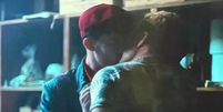 'Cassandro': Beijo de Gael Garcia Bernal e Bad Bunny viraliza após Festival de Sundance  Foto: Divulgação/Prime Video