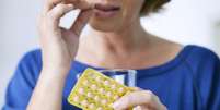 A reposição hormonal ajuda a aliviar os sintomas da menopausa -  Foto: Shutterstock / Alto Astral