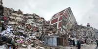 Destruição após terremoto na Turquia   Foto: Reuters