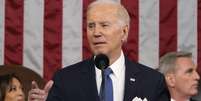 Biden gesticula enquanto discursa  Foto: EPA / BBC News Brasil