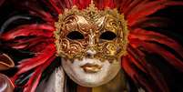 Máscaras de carnaval costumam dar um ar de festa excepcional para as comemorações  Foto: Pixabay