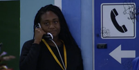 L&iacute;der da semana&nbsp;do BBB23, Sarah Aline atendeu&nbsp;o Big Fone, na noite deste s&aacute;bado, 25.  Foto: Reprodu&ccedil;&atilde;o/TV Globo